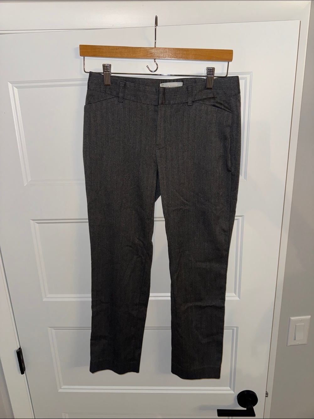 GAP Women’s Charcoal Gray Dress Pants - Slim Cropped